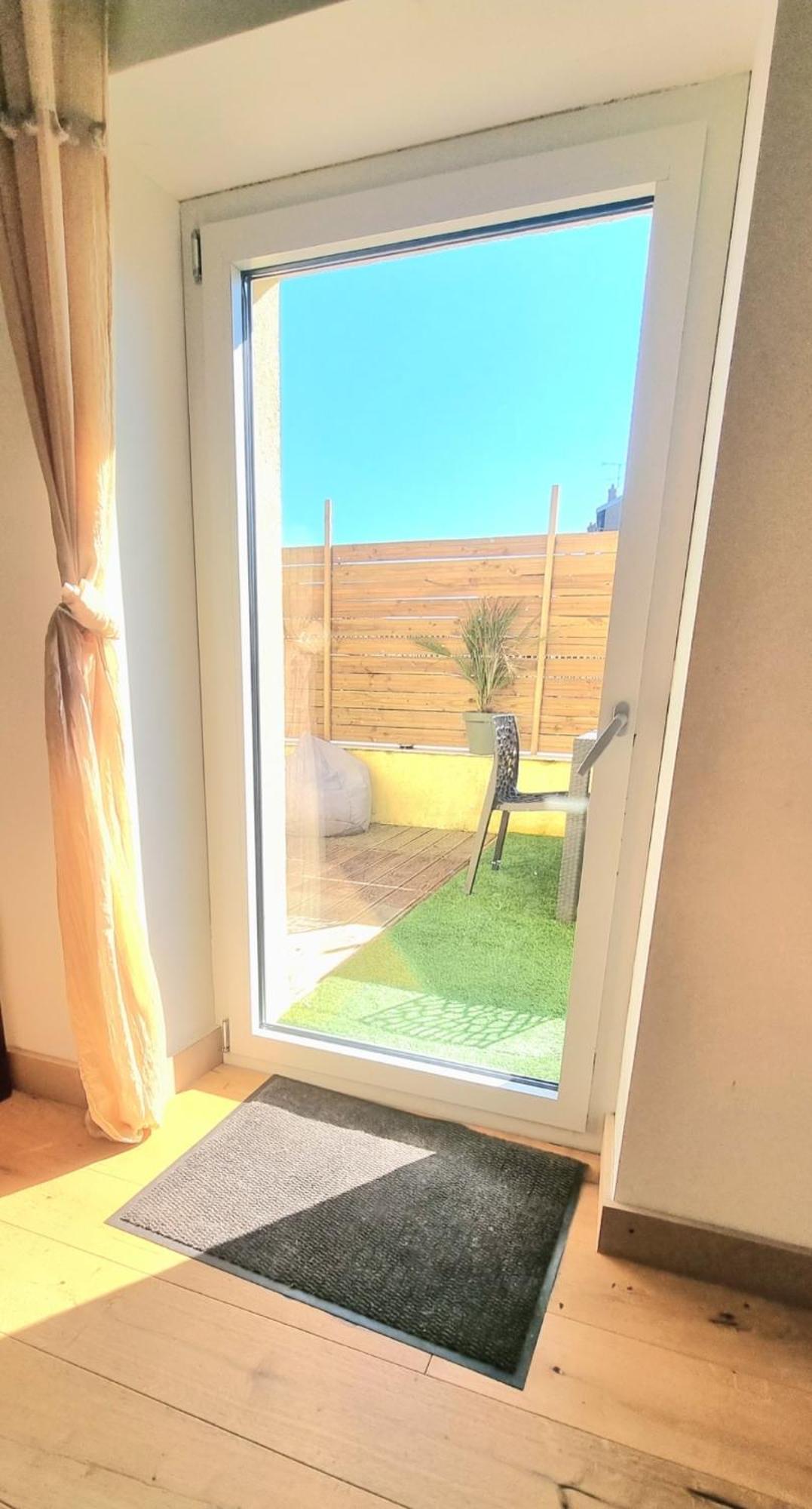 ! New Prestige Loft Climatise Terrasse Jacuzzi ! Apartment *